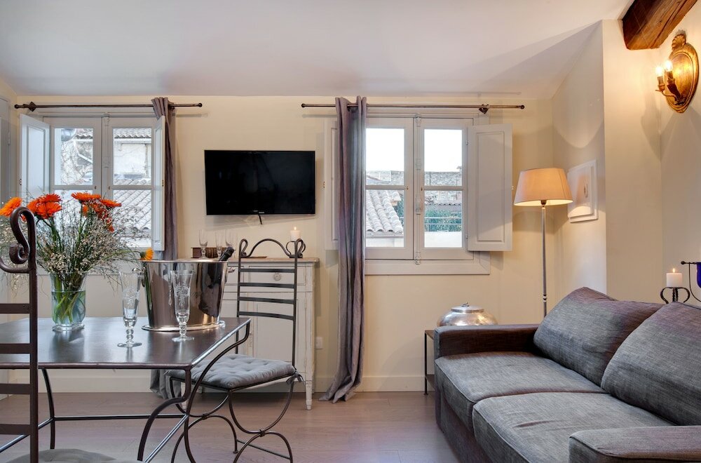 Фото Aux Augustins