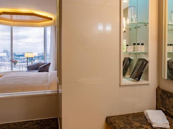 Фото Lagos Continental Hotel