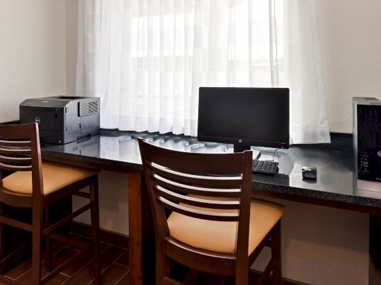 Фото Sleep Inn & Suites