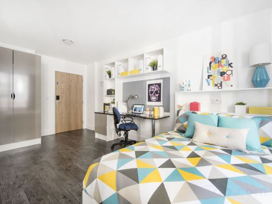 Фото Destiny Student Holyrood - Campus Accommodation