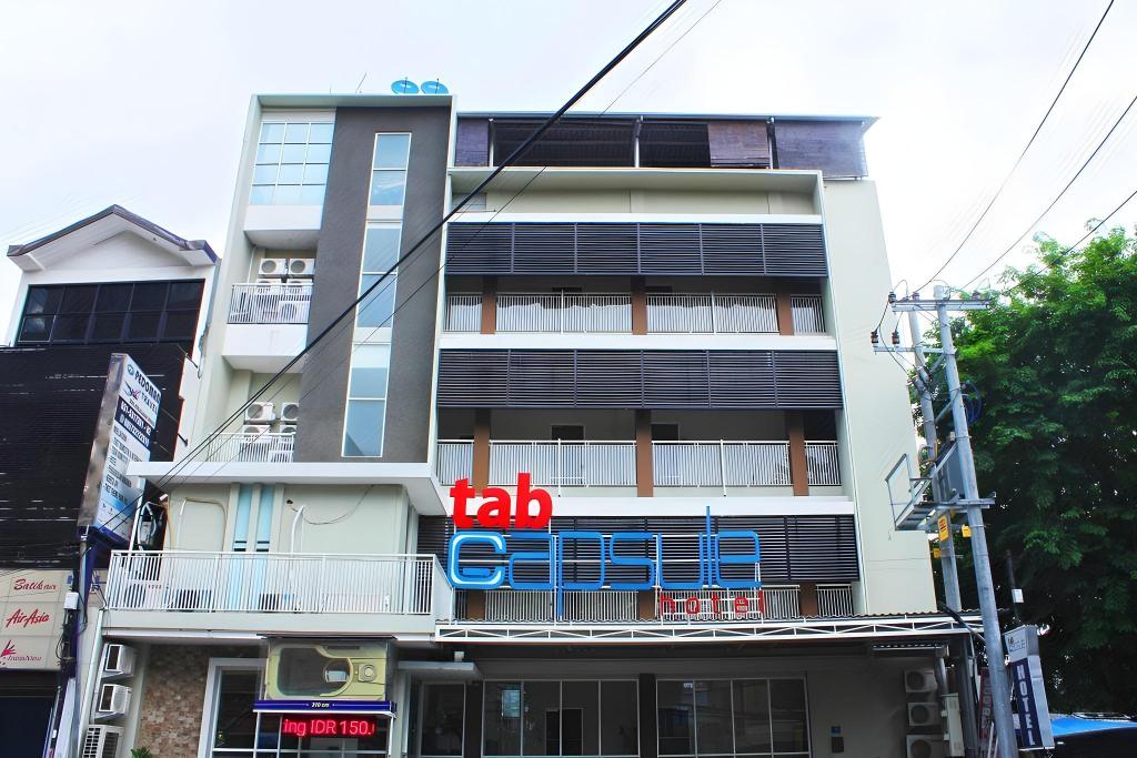 Фото Tab Capsule Hotel - Kayoon Surabaya
