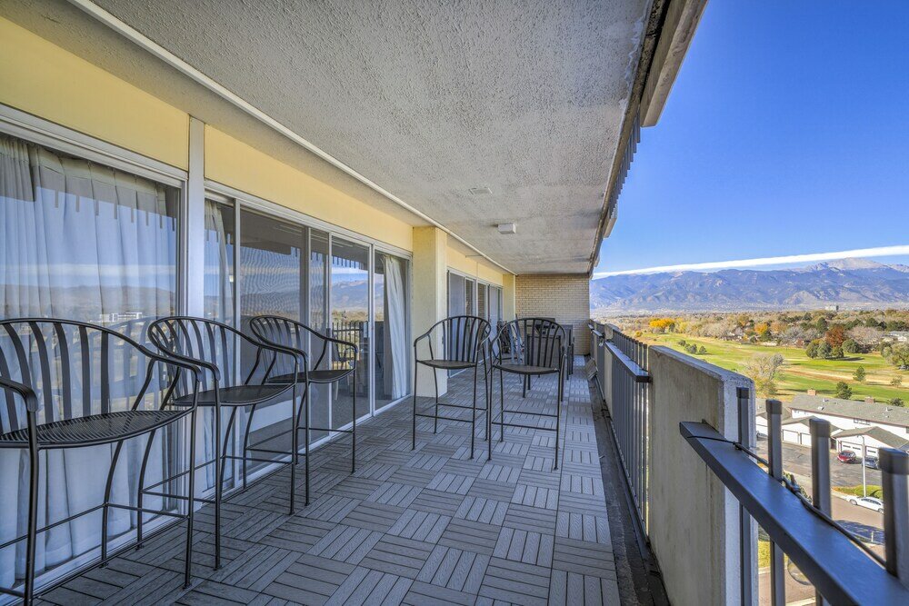 Фото Satellite Hotel