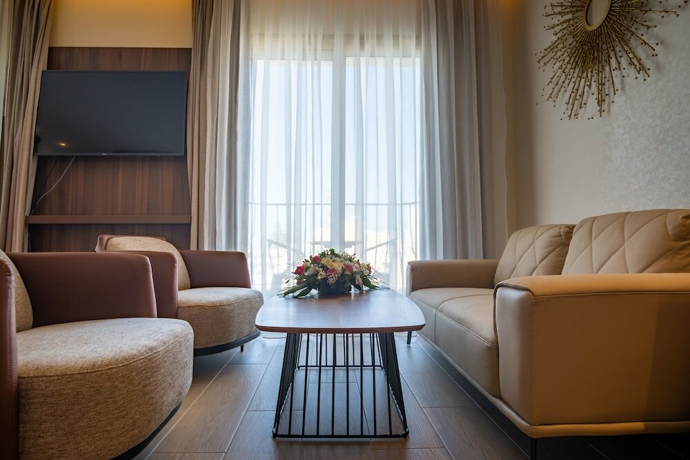 Фото Leonardo Boutique Hotel Larnaca