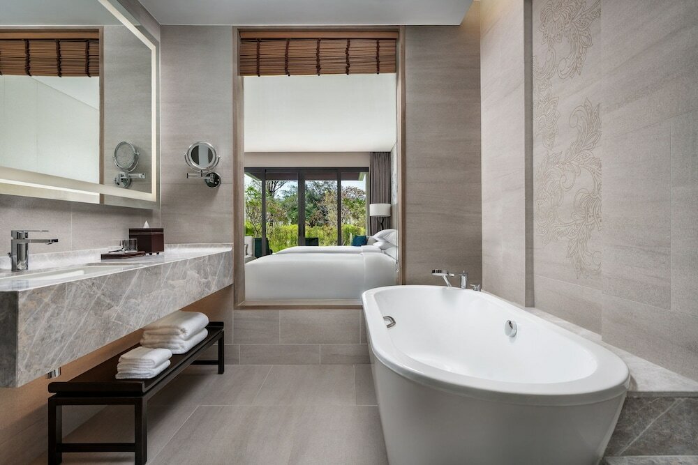 Фото Khao Lak Marriott Beach Resort & SPA