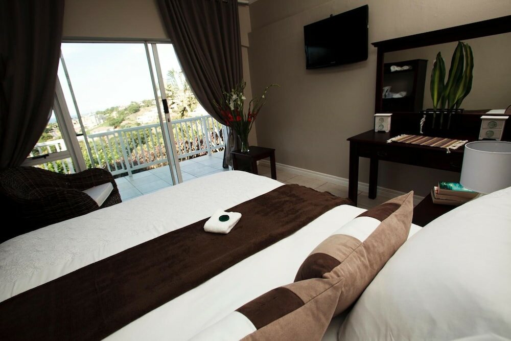 Фото Seaview Manor Exquisite Bed & Breakfast