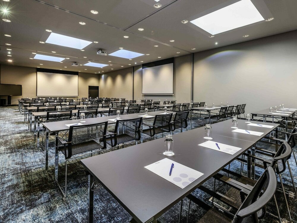 Фото Novotel Regensburg Zentrum