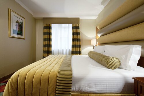 Гостиница Carlton George Hotel в Глазго