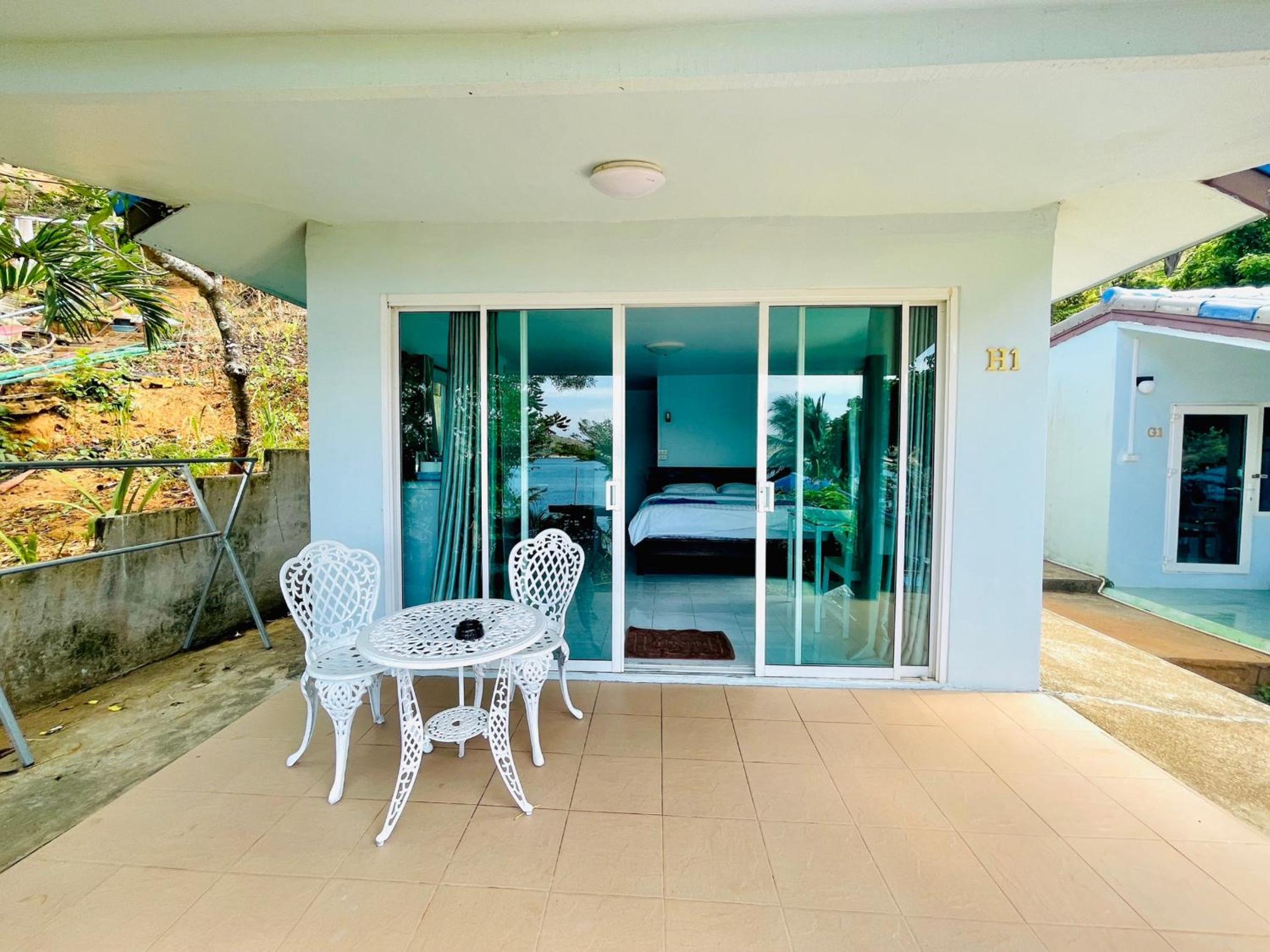 Фото Nairock On The Rock Resort Phuket