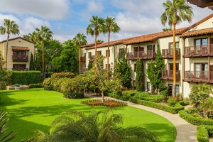Гостиница Estancia La Jolla Hotel & SPA