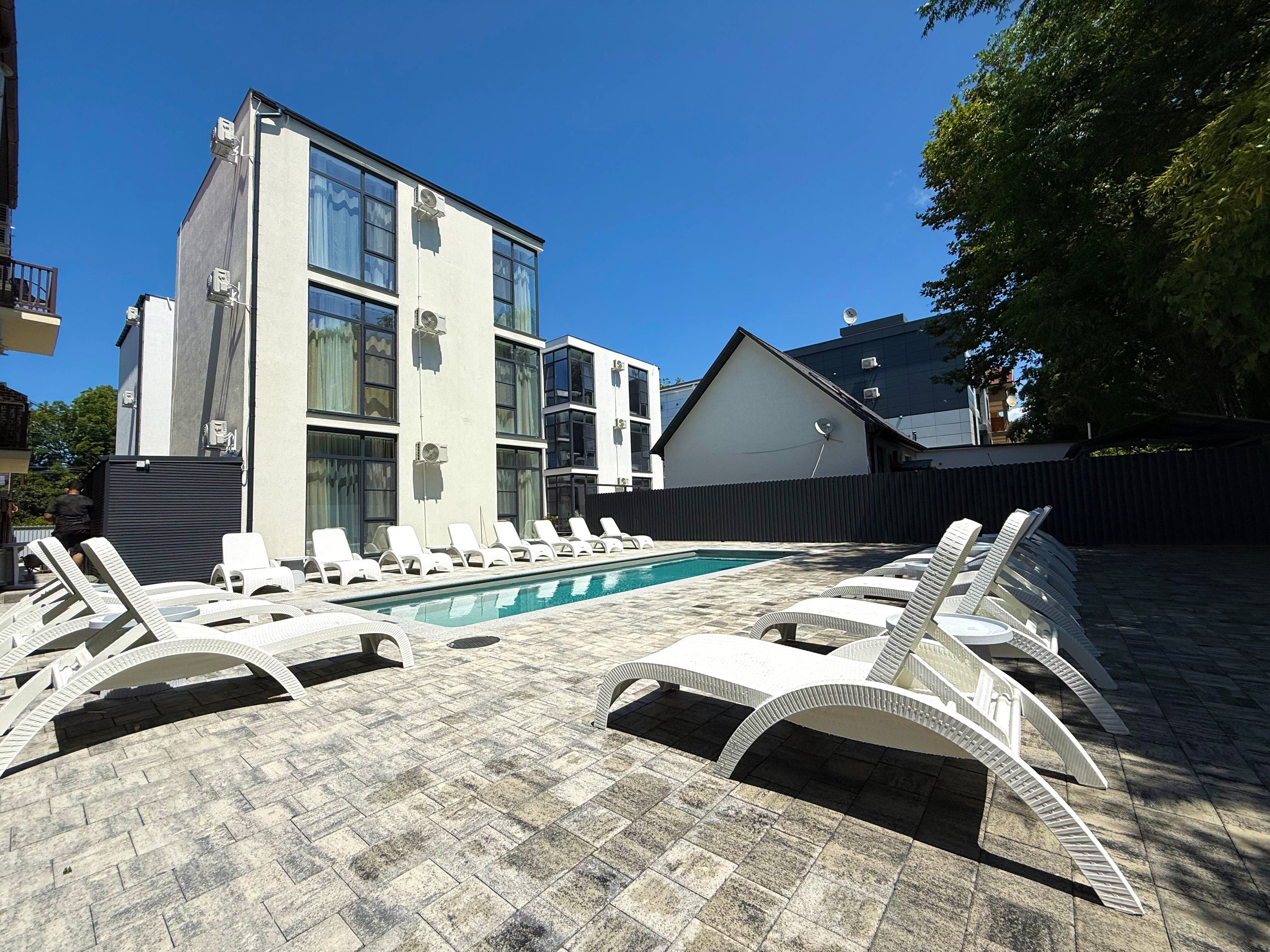 Фото отеля 3