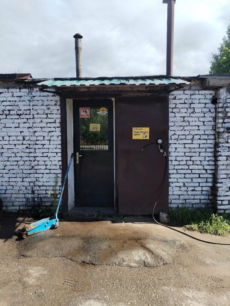 Tire service Tire service, Tikhvin, photo