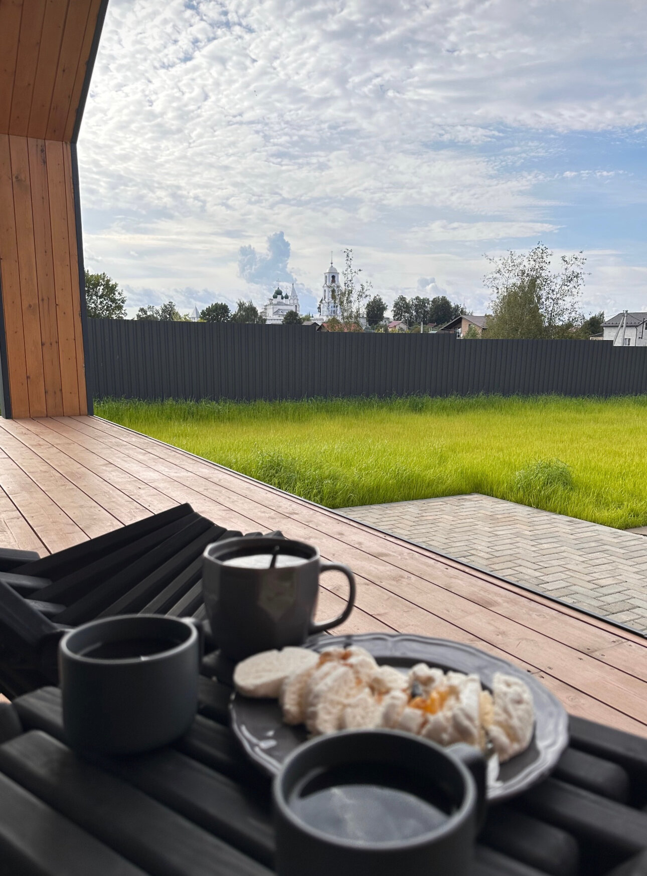 Фото Барнхауз у озера