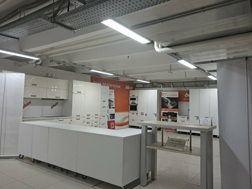 Doors Blum, Moscow, photo