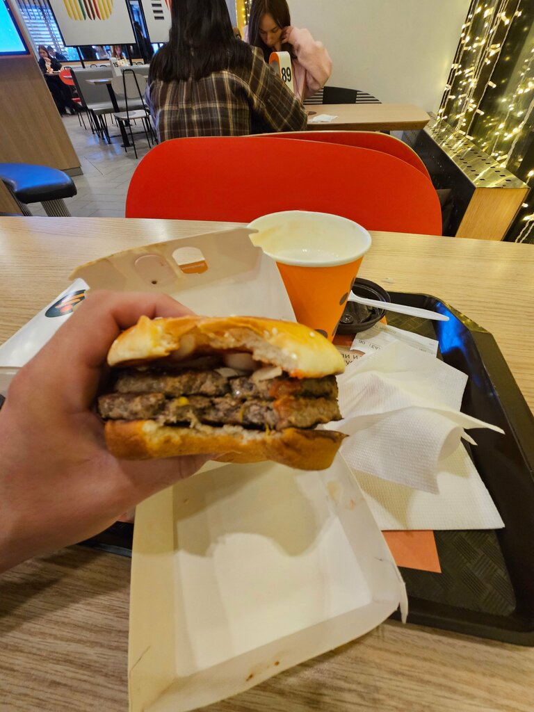 Tez ovqatlanish Vkusno — i tochka, , foto