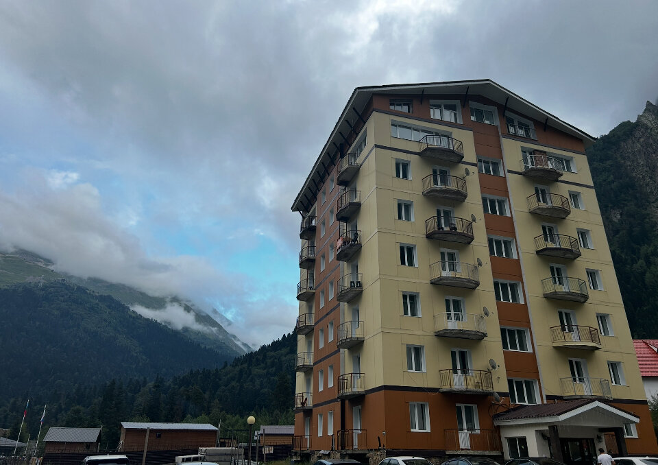 Фото Домик в лесу