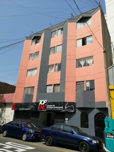 Top Line Autodetailing (Distrital Surquillo, Jirón Luís Varela y Orbegoso, 435), car service, auto repair