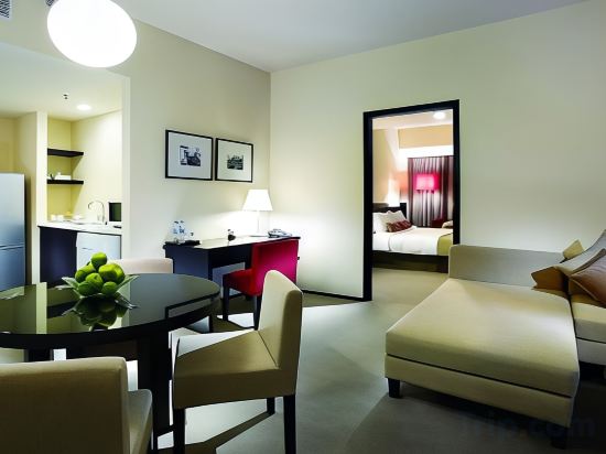 Фото G Hotel Kelawai