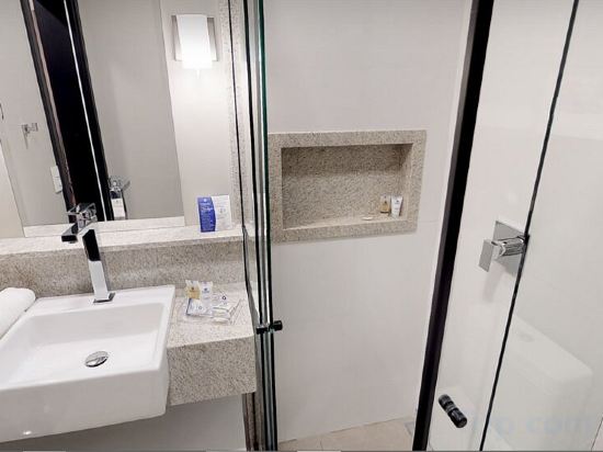 Фото Royal Tulip Holambra