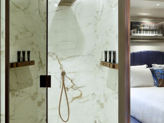 Фото Hard Rock Hotel Madrid