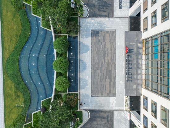 Фото 40375857002