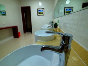 The Silk Road Travelers Hostel (Westbound from the intersection of Minzhu East Street and Xinjian), hotel