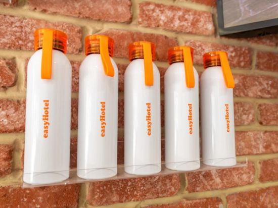 Фото EasyHotel London Croydon