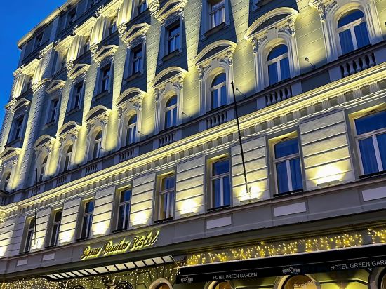 Фото Green Garden Hotel