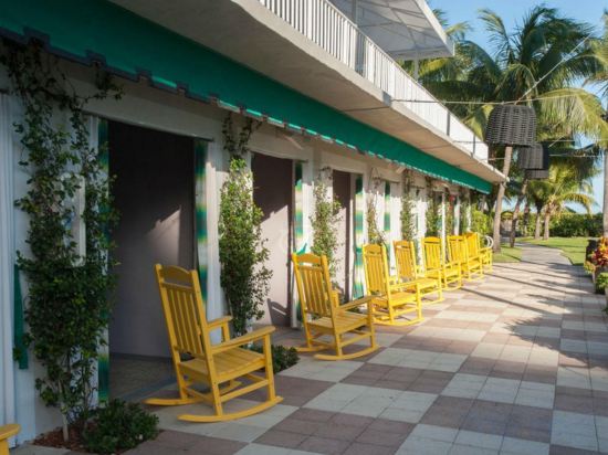 Фото Kimpton Surfcomber Hotel, an Ihg Hotel