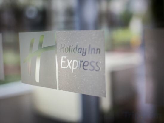 Фото Holiday Inn Express Shanghai Pujiang