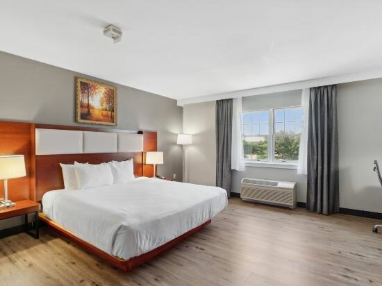 Hotel Ramada by Wyndham Saco/Old Orchard Beach Area, Saco, photo