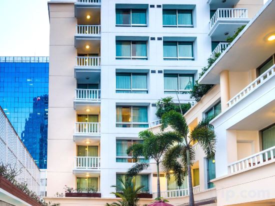 Фото At Ease Saladaeng by AETAS