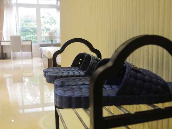 Фото Sunny Serviced Apartment