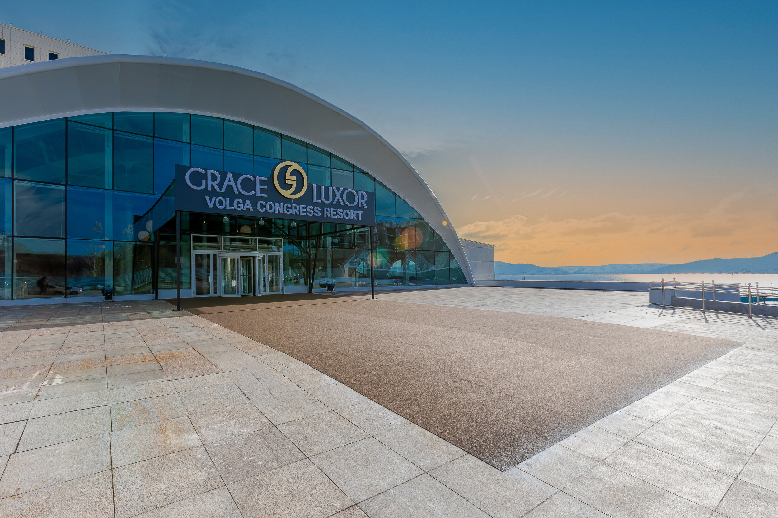 Фото Грейс Люксор Волга Конгресс