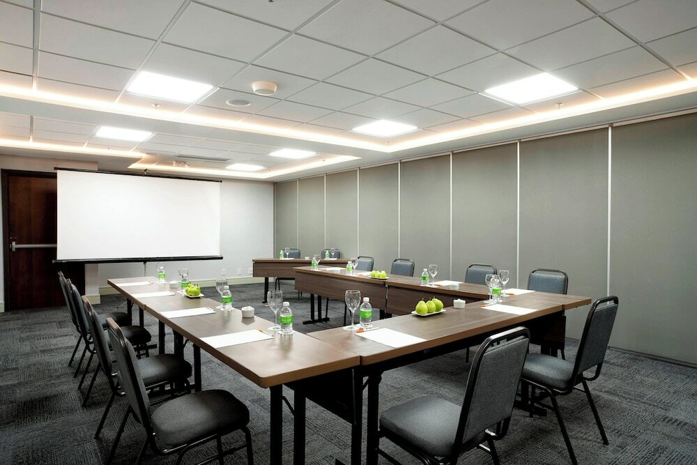 Фото Courtyard by Marriott Rio De Janeiro Barra da Tijuca