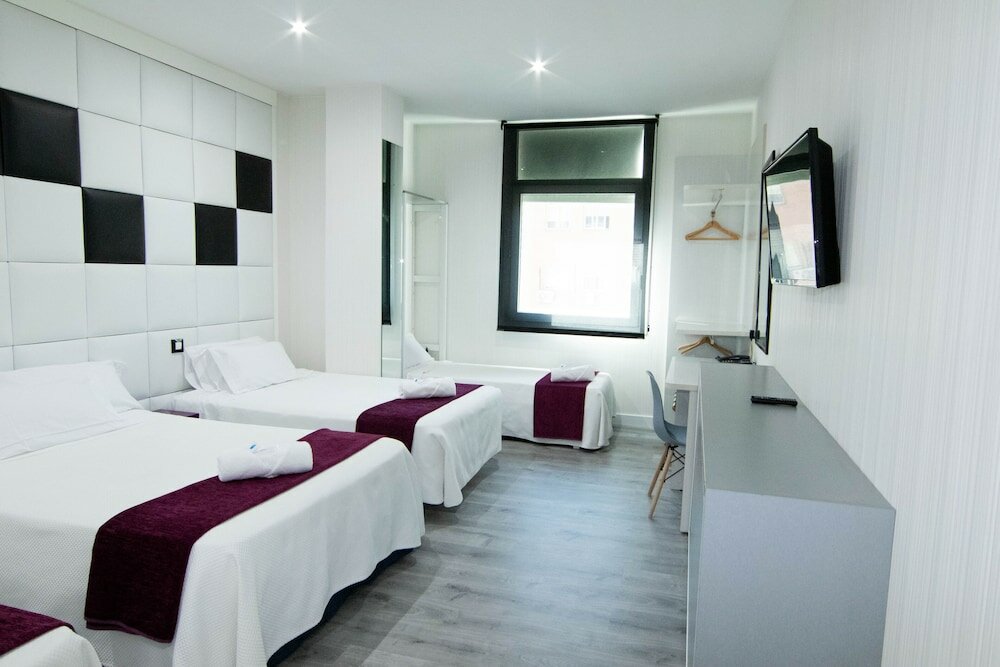 Фото Urban Hotels N Avenida de Espana