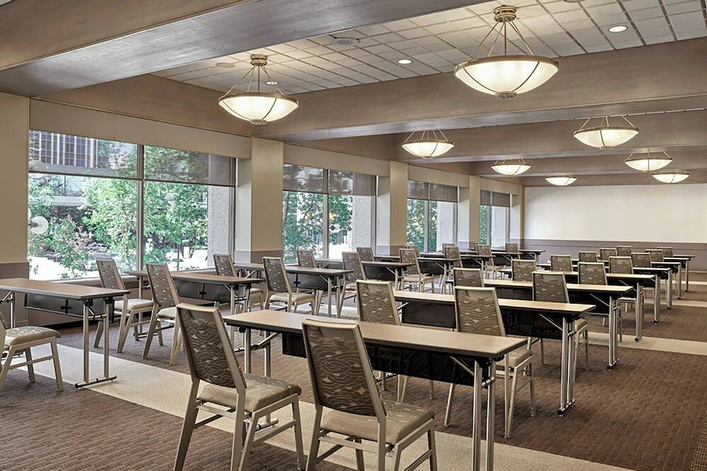 Фото The Westin Calgary