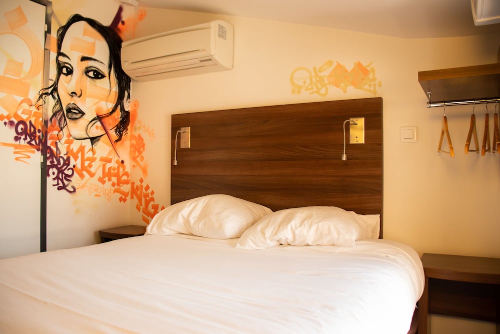 Фото Hôtel le Pastel