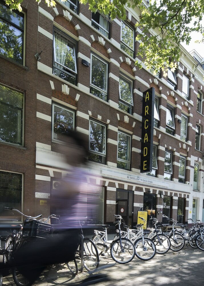 Фото The Arcade Hotel