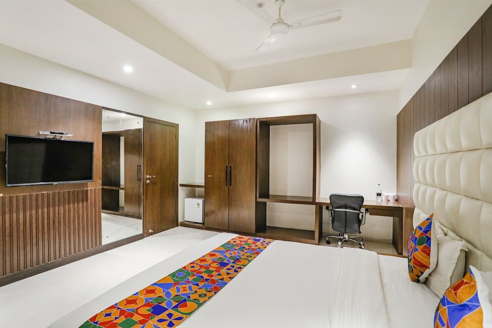 Фото Hotel Mahendra