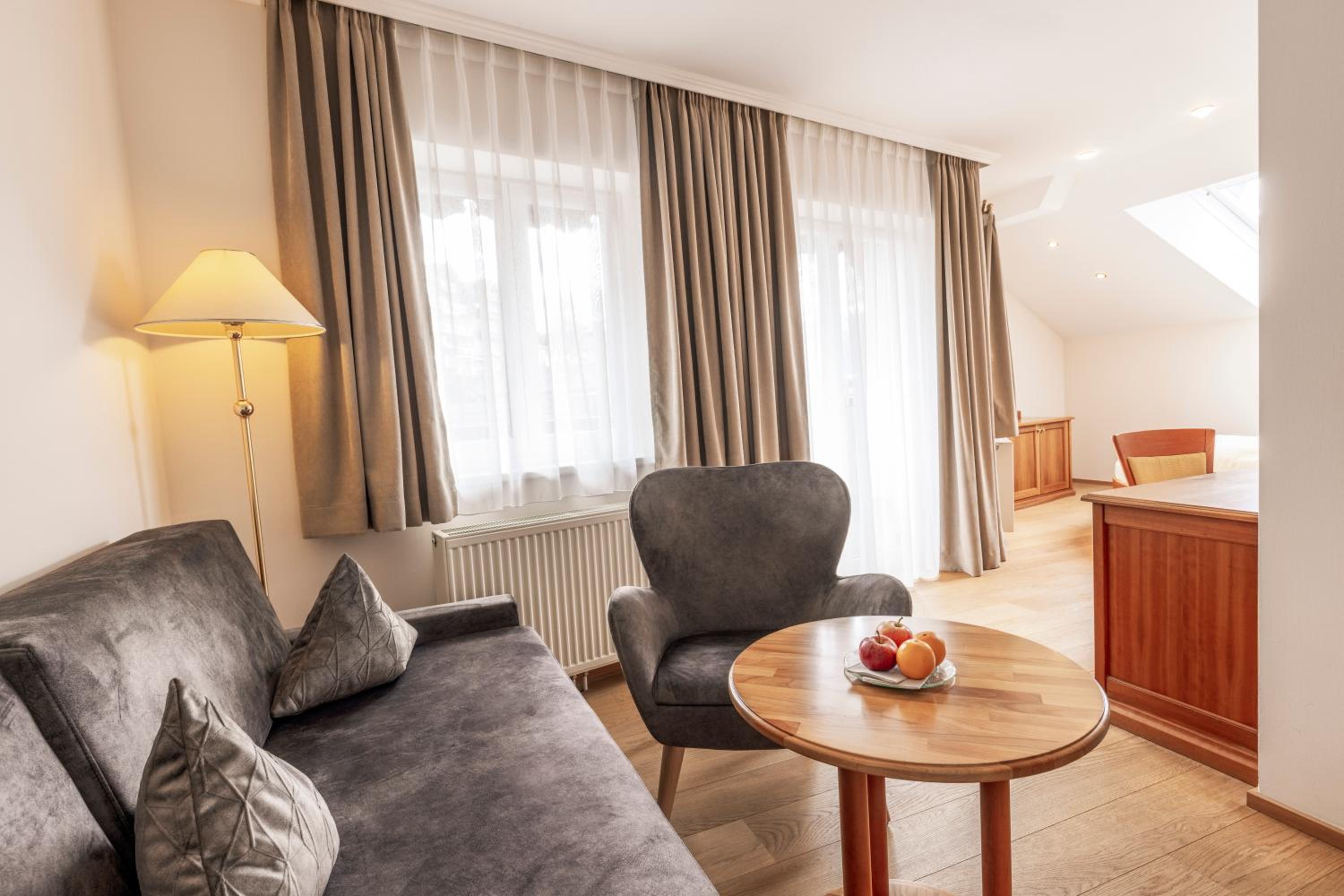 Фото Hotel Weisser Hirsch