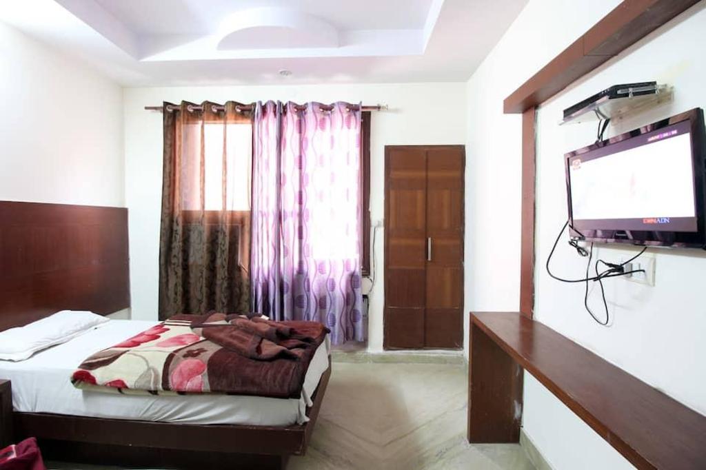 Фото Oyo 7684 Hotel Repose Villa