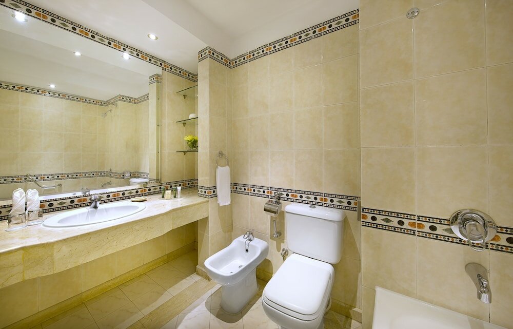 Фото Jaz Fayrouz