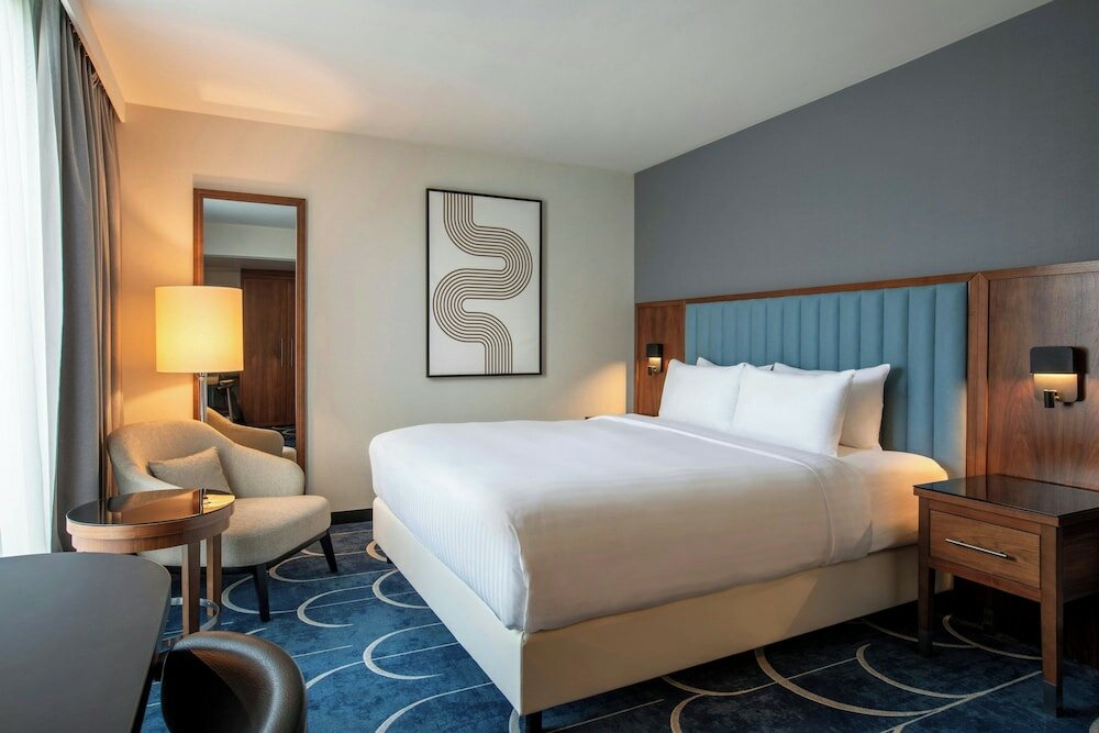 Фото Courtyard by Marriott Paris Arcueil