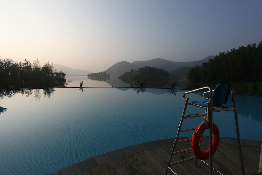 Фото New Century Resort Jiu Long Lake Ningbo