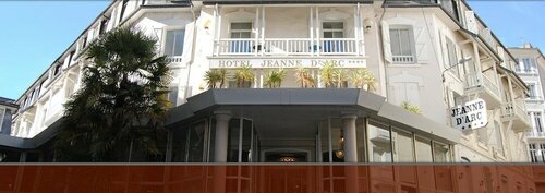Внешний вид отеля Hotel Jeanne d'Arc в Лурде, фото 3