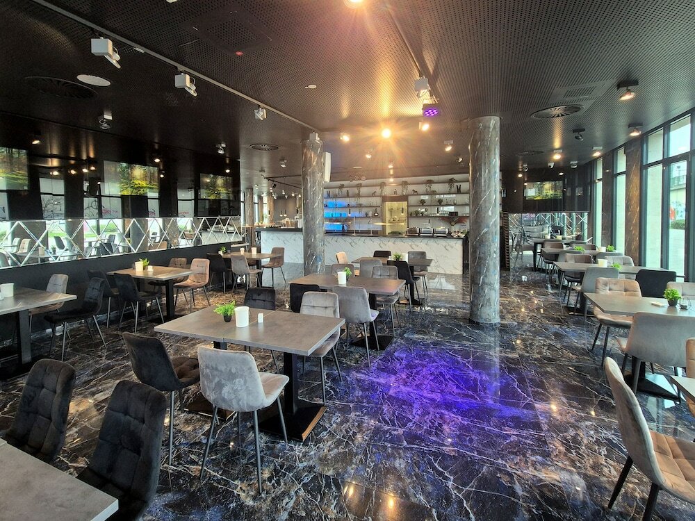 Фото Dormero Hotel Frankfurt Messe