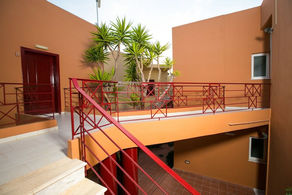 Фото Elotia Hotel