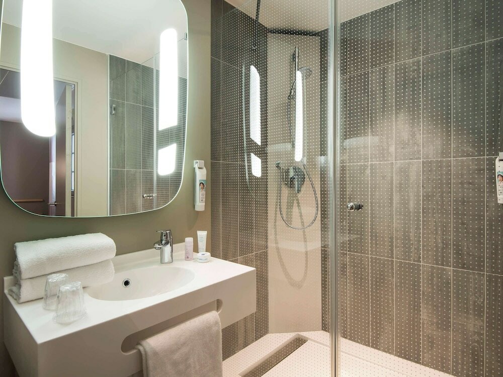 Фото Ibis Saint Germain EN Laye Centre