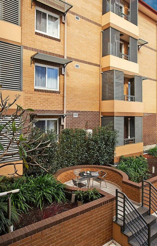 Фото Comfort Inn & Suites Burwood