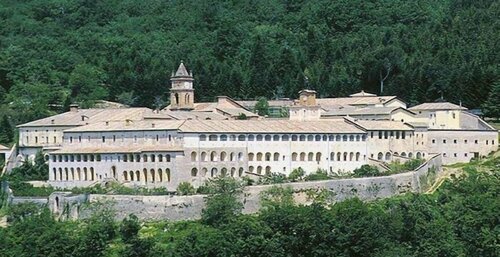 Внешний вид отеля Hotel Il Cavalier D'Arpino в Арпино, фото 3